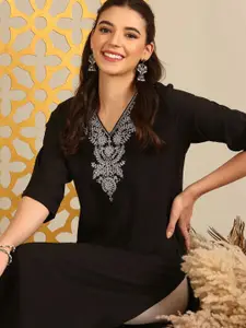 Anouk Embroidered Thread Work V-Neck Straight Kurta