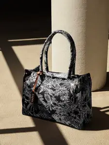 Kacko Women Floral PU Structured Satchel