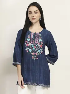 Rangriti Women Yoke Design Round Neck Straight Kurti