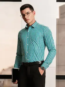 INVICTUS Men Premium Slim Fit Tartan Checked Cutaway Collar Pure Cotton Formal Shirt