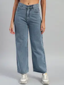 Chemistry Women London Straight Fit High-Rise Light Fade Stretchable Jeans