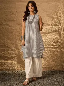InWeave Women Kurta