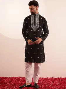 SOJANYA Floral Embroidered Mandarin Collar Mirror Work Kurta With Pyjamas