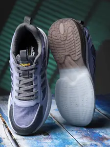 JQR Men NAUTILUS Running Shoes