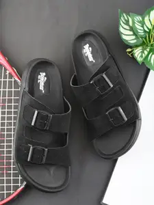 The Roadster Lifestyle Co Men Comfortable Sandals With Buckle Detailed