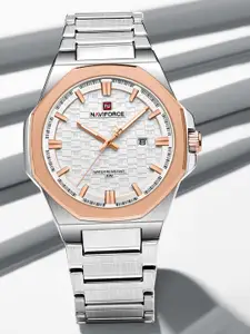 Naviforce Men Textured Dial & Stainless Steel Analogue Date Aperture Watch NF9245 S W RG