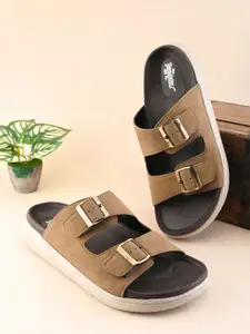 The Roadster Lifestyle Co Men Casual Sliders
