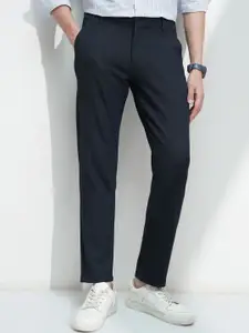 HIGHLANDER Men Slim Fit Mid-Rise Regular Trousers