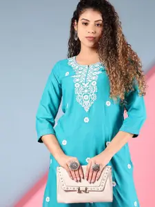 V-Mart Women Floral Embroidered Kurta