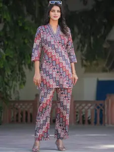 Kiana House Of Fashion Printed Pure Cotton V-Neck Top With Trousers Co-Ords