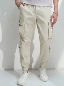 HIGHLANDER Men Mid-Rise Cargos Trousers