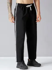 AESTHETIC NATION Men Relaxed-Fit Mid-Rise Joggers