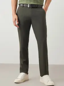 Red Flame Men Slim Fit Mid-Rise Flat-Front Formal Trouser