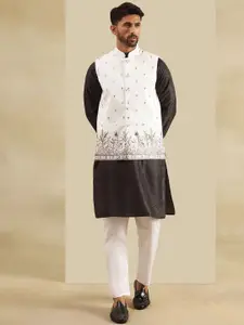 SOJANYA Men Embroidered Regular Kurta with Pyjamas With Nehru jacket