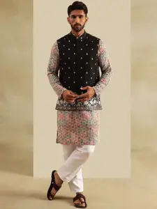 SOJANYA Men Floral Embroidered Regular Straight Kurta And Pyjamas With Nehru Jacket