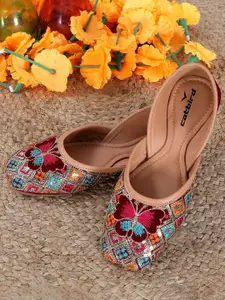 CATBIRD Women Embroidered Mojaris