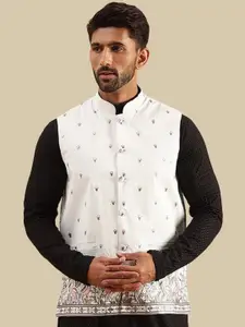 SOJANYA Embroidered Woven Nehru Jacket