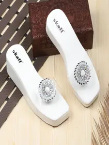 SKOLL Women Embellished Wedge Heel Sandals