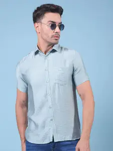 Crimsoune Club Men Classic Slim Fit Solid Spread Collar Casual Shirt