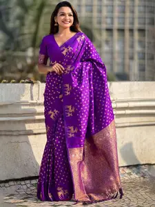 SGF11 Ethnic Motifs Woven Design Zari Pure Silk Kanjeevaram Saree