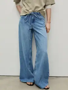 MANGO Women Wide Leg Low-Rise Jeans With a Belt