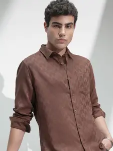 HIGHLANDER Men Comfort Fit Textured Spread Collar Cotton Casual Shirt