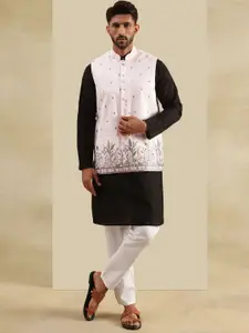 SOJANYA Men Floral Embroidered Cotton Kurta with Pyjama