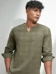 HIGHLANDER Men Comfort Relaxed Fit Textured Cotton Casual Shirt