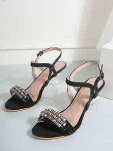 DressBerry Women Party Kitten Sandals with Buckles