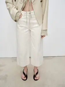 MANGO Women Wide Leg Mid-Rise Cropped Jeans