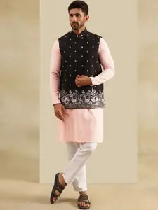 SOJANYA Men Floral Embroidered Cotton Kurta with Pyjama