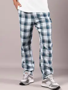 V-Mart Men Checked Cotton Mid-Rise Trackpants