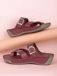 Scholl Women One Toe Flats