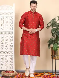 Larwa Men Regular Kurta with Pyjamas Kurta Sets