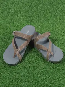 Mochi Women One Toe Flats