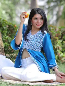 KALINI Ethnic Motifs Embroidered V-Neck Chikankari Chikankari Kurti