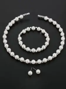 Peora Silver-Plated Artificial Beads Studded Jewellery Set With Bracelet