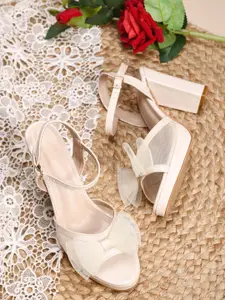 Froh Feet Women Embellished Block Heel Sandals With Bows