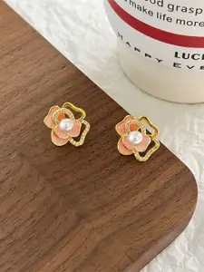 VAGHBHATT Gold-Plated Pearls Studded Floral Shaped Studs