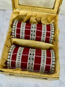 T4 JEWELS Set Of 2 Kundan Studded Bridal Chuda Bangles
