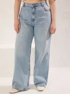 Trendyol Women Regular Fit High-Rise Light Fade Jeans