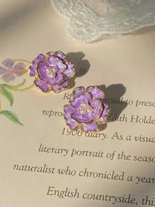 VAGHBHATT Gold-Plated Pearls Studded Floral Shaped Studs