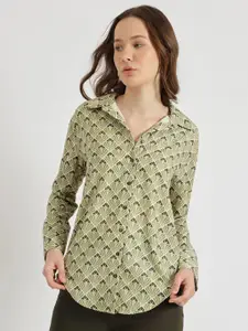 FableStreet Women Classic Relaxed Fit Floral Printed Spread Collar Casual Shirt