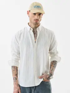 Snitch Men Slim Fit Pinstripes Striped Button-Down Collar Casual Shirt