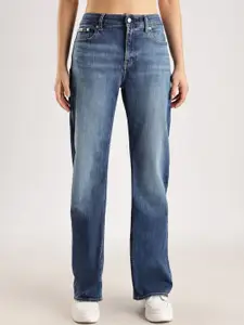 Calvin Klein Women Relaxed Fit High-Rise Light Fade Stretchable Jeans