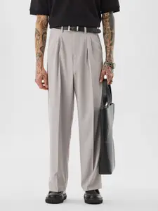 Snitch Men Relaxed Pleated Trousers