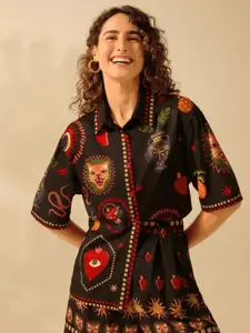 The Roadster LifestyleCo Comfort Graphic Printed Spread Collar Regular Fit Casual Shirt