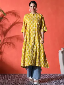 Sangria Women Floral Printed Mandarin Collar A-Line Kurta