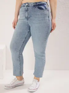 Trendyol Women Regular Fit Mid-Rise Low Distress Heavy Fade Jeans