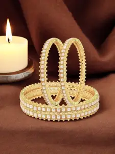 FEMMIBELLA Set Of 4 Gold-Plated Beads Studded Bangles